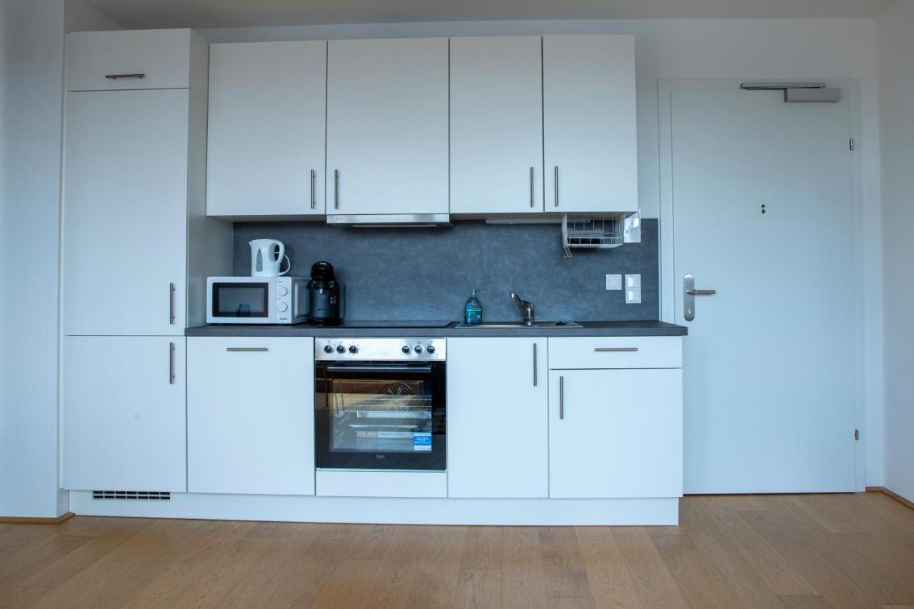 Maureen Lovely 2 Bedroom Unit With Community Pool Vienna Exterior photo