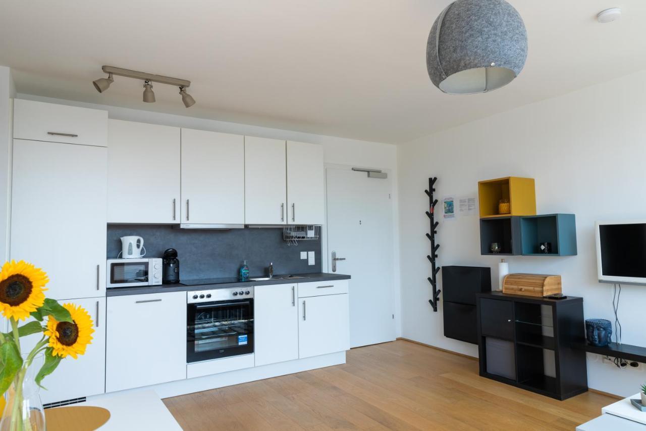 Maureen Lovely 2 Bedroom Unit With Community Pool Vienna Exterior photo