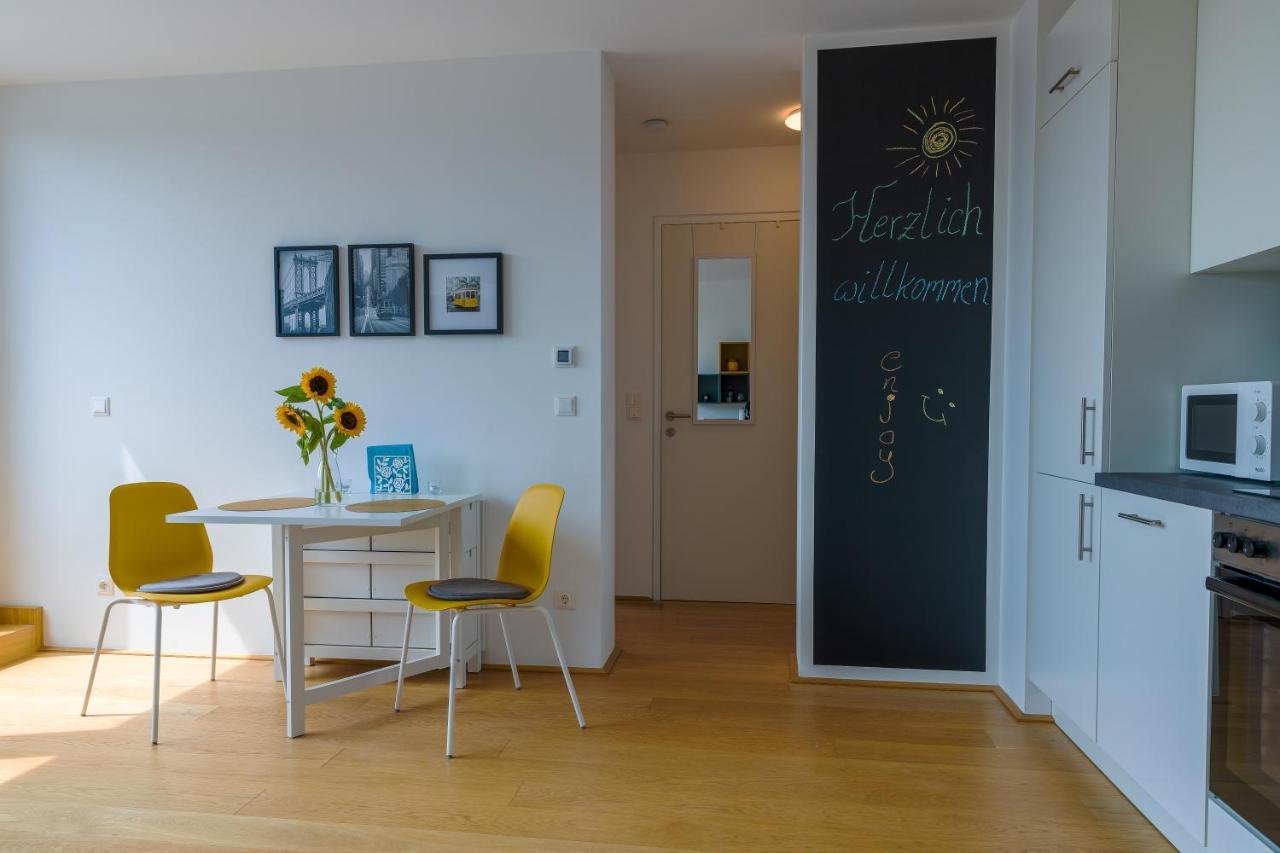 Maureen Lovely 2 Bedroom Unit With Community Pool Vienna Exterior photo